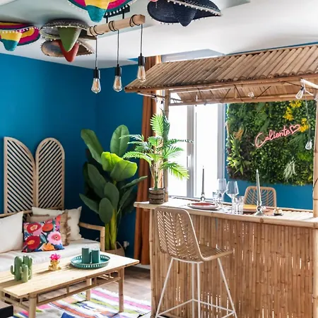 La Caliente Avec Balneo Privative Apartment