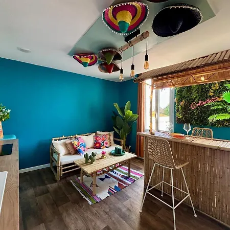 La Caliente Glamour Balneo En Duo Apartment *